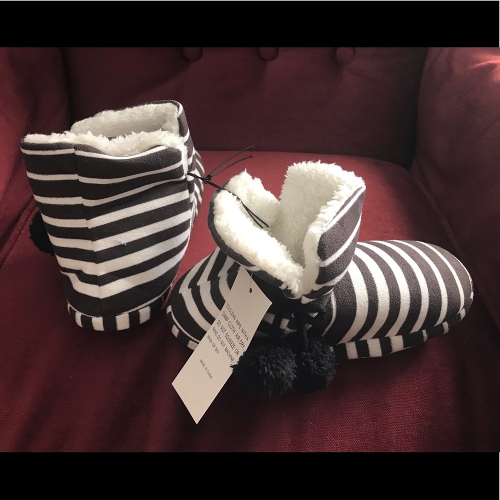Women’s striped slipper booties